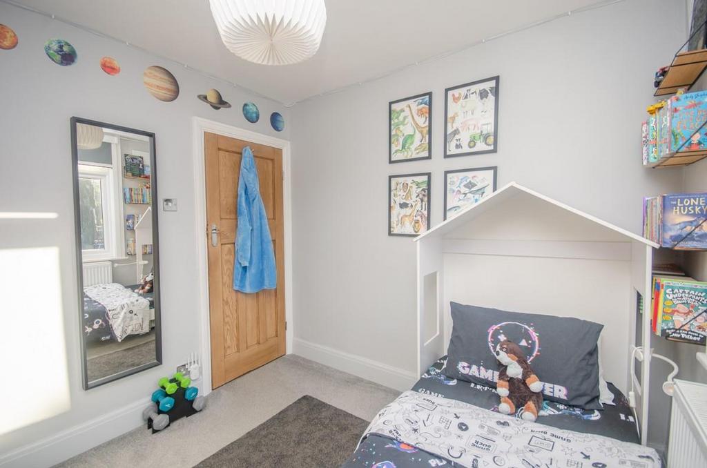 Bedroom three pic 2.jpg