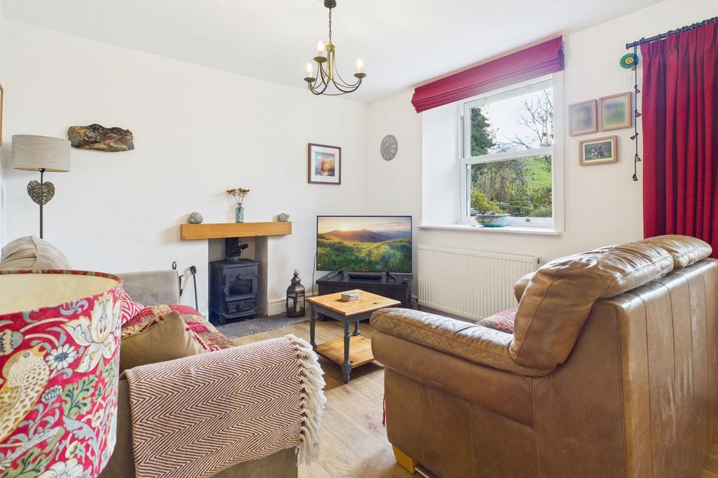 Sitting/dining room