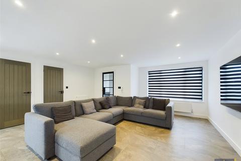 undefined, Rosedale Crescent, Reading RG6