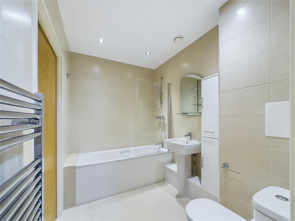 Main Bathroom
