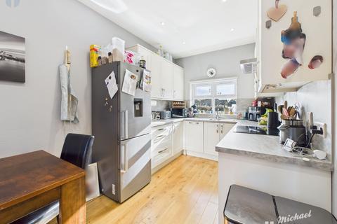 3 bedroom terraced house for sale, The Heron, Aylesbury