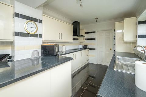 undefined, Castlecroft Road, Castlecroft, WV3