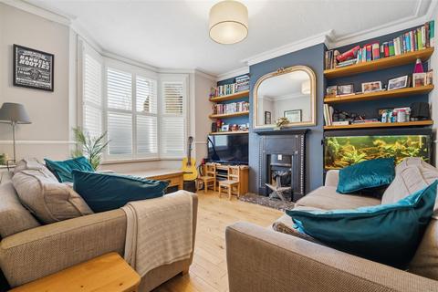 3 bedroom terraced house for sale, St. Margarets Road, Hanwell