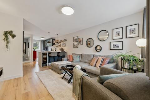undefined, Grandtully Drive, Kelvindale, Glasgow, G12 0DP