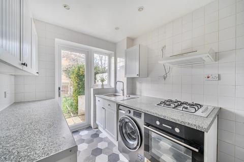 3 bedroom end of terrace house for sale, Brasted Close, London