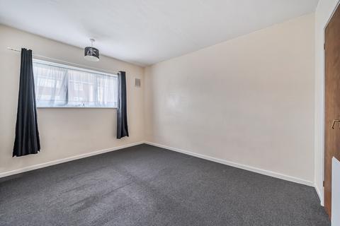 3 bedroom end of terrace house for sale, Brasted Close, London