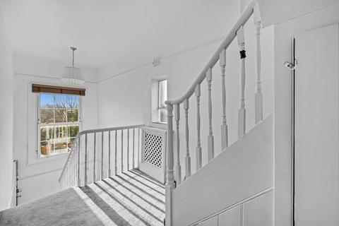 3 bedroom flat for sale, Thurlow Park Road,  London, SE21