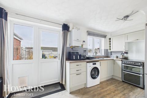 undefined, Rozlyne Close, Lowestoft