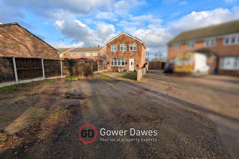 Stenning Avenue, Linford