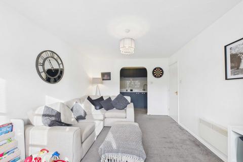 undefined, Ensign Close, Leigh-on-sea, SS9