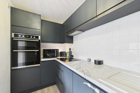 undefined, Ensign Close, Leigh-on-sea, SS9