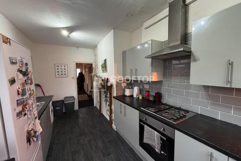 undefined, St. Annes Road, Leeds LS6