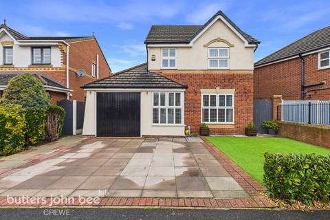 3 bedroom detached house for sale, Thorn Tree Drive, Crewe