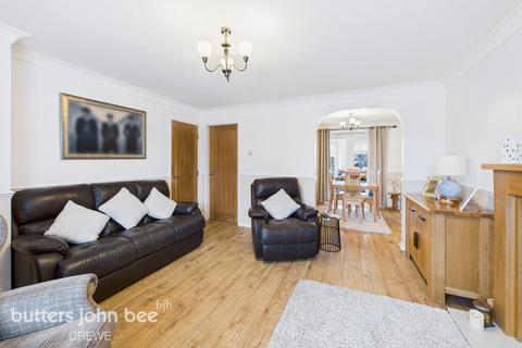 3 bedroom detached house for sale, Thorn Tree Drive, Crewe