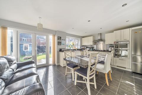 4 bedroom detached house for sale, Lords Close, Wroughton, Swindon, SN4