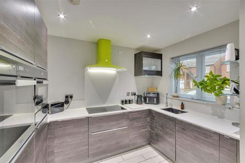 2 bedroom terraced house for sale, Henry Robertson Drive, Oswestry SY11