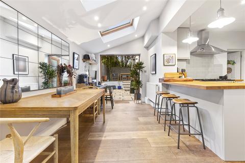 undefined, East Hill, London, SW18