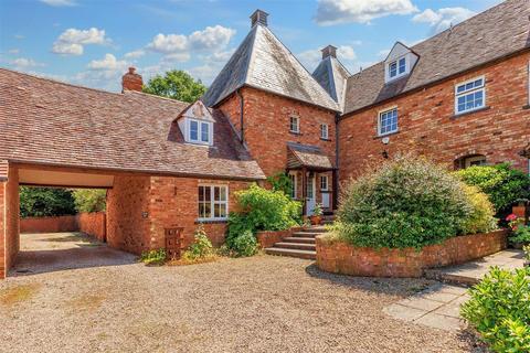 3 bedroom end of terrace house for sale, Owletts Lane, Pershore WR10