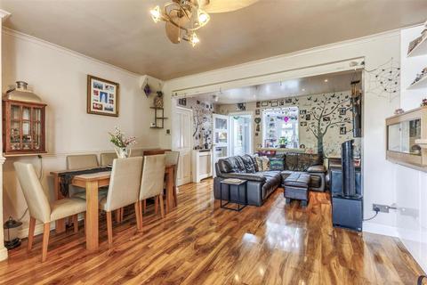 undefined, Main Street, Pershore WR10
