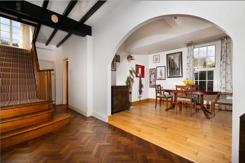 undefined, Main Street, Loughborough LE12