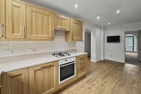 3 bedroom semi-detached house for sale, Sheepfoot Lane, Prestwich, M25