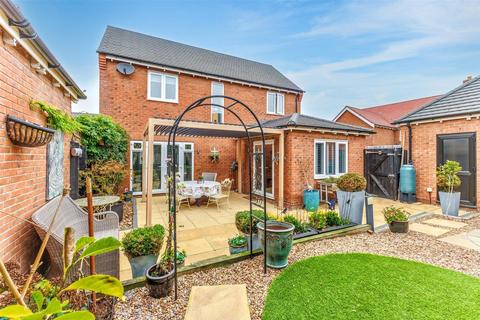 3 bedroom detached house for sale, Norgren Crescent, Shipston-On-Stour, CV36