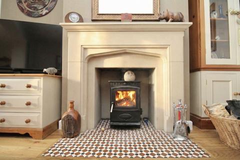 2 bedroom semi-detached bungalow for sale, Monkton Street, Ramsgate CT12