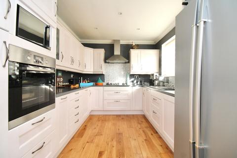 2 bedroom semi-detached bungalow for sale, Monkton Street, Ramsgate CT12
