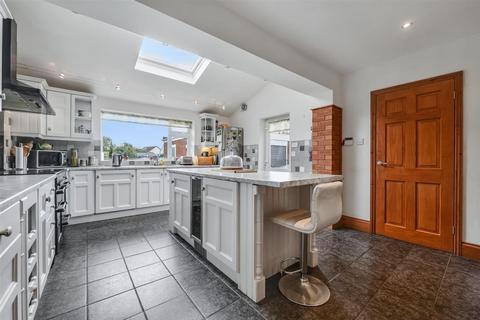 undefined, Latymer Close, Market Harborough LE16