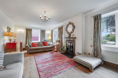 undefined, Latymer Close, Market Harborough LE16