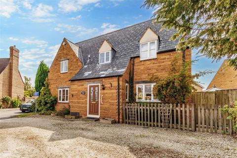 4 bedroom detached house for sale, Jeffs Close, Upper Tysoe, CV35
