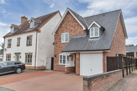 3 bedroom detached house for sale, Lon Maldwyn, Llansantffraid SY22