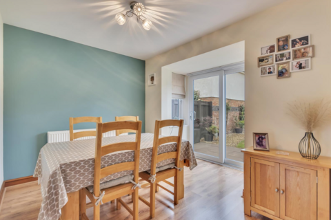 3 bedroom detached house for sale, Lon Maldwyn, Llansantffraid SY22