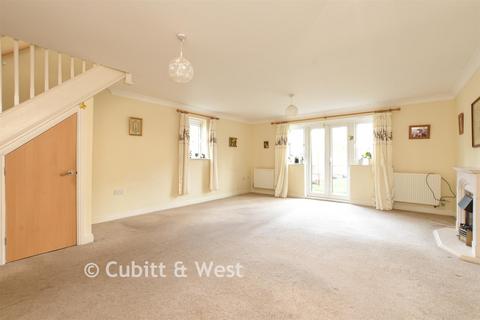 undefined, Tilers Close, Merstham RH1