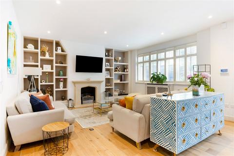 2 bedroom terraced house for sale, Thornhill Mews, Deodar Road, Putney, London, SW15