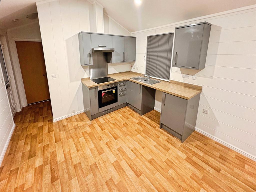 Living Room/Kitchen