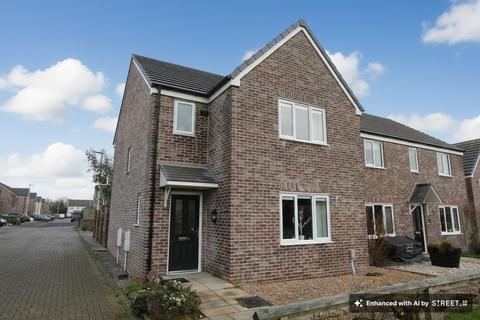 Plasnewydd Walk, Llantwit Major, CF61
