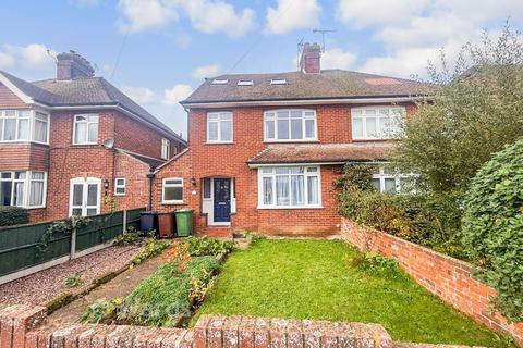 undefined, Old Kent Road, Paddock Wood, Tonbridge, Kent