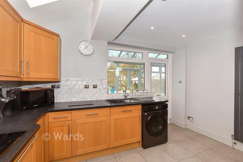 Old Kent Road, Paddock Wood, Tonbridge, Kent