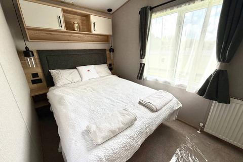 undefined, Perowne Way Sandown