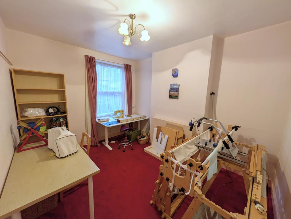 Sitting/dining room