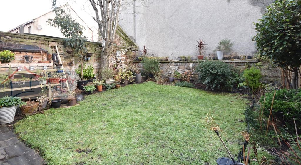 Communal garden .JPG