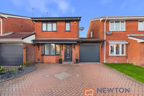 3 bedroom detached house for sale, Rowan Drive, Essington, WV11