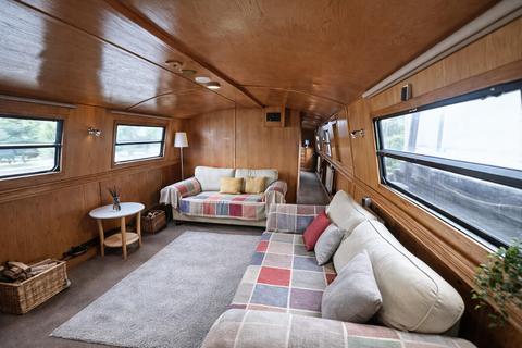 1 bedroom houseboat for sale, Vicarage Lane, Hoo ME3