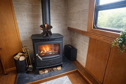 1 bedroom houseboat for sale, Vicarage Lane, Hoo ME3