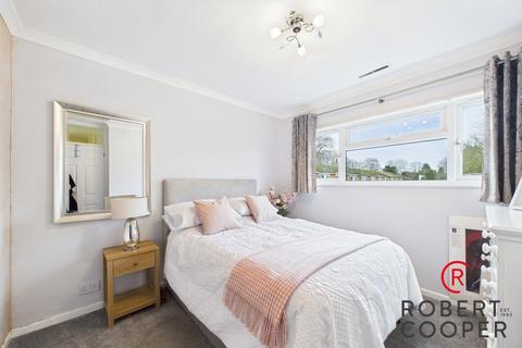 3 bedroom terraced house for sale, Farthings Close, Pinner, HA5