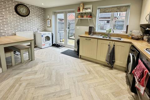 undefined, Henley Grove, Swadlincote, Derbyshire, DE11