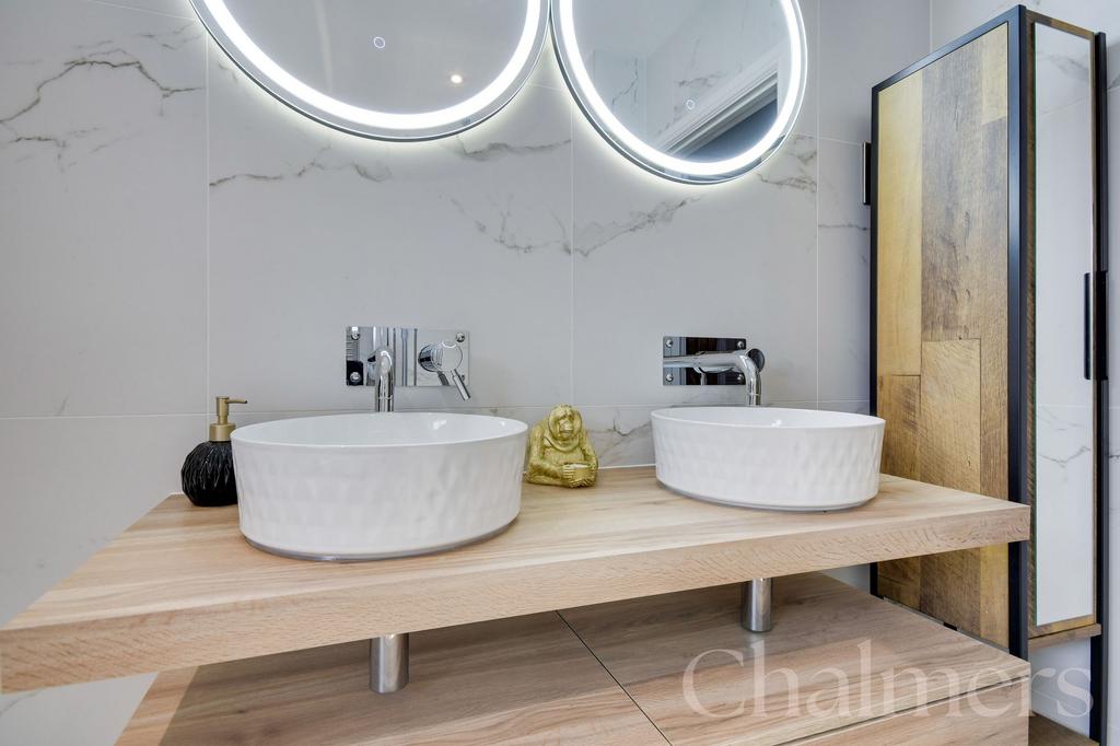 Main Bathroom