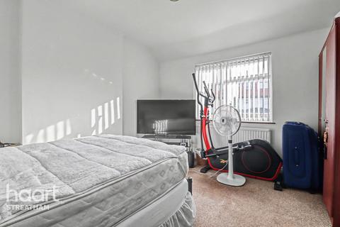 undefined, Broadwater Road, London