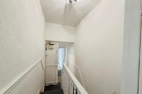 2 bedroom flat to rent, St. Georges Road, Newham, London